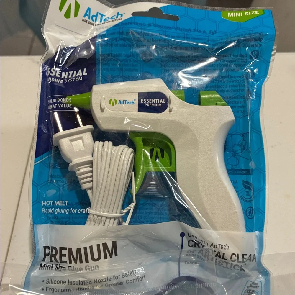 White & Green Mini Hot Glue Gun with Clear Glue Sticks
